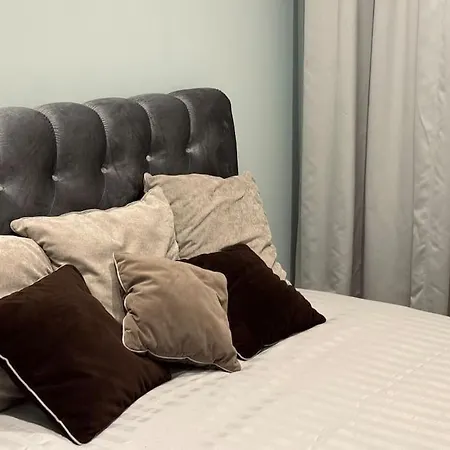 شقة Glamorous In Centre ريغا